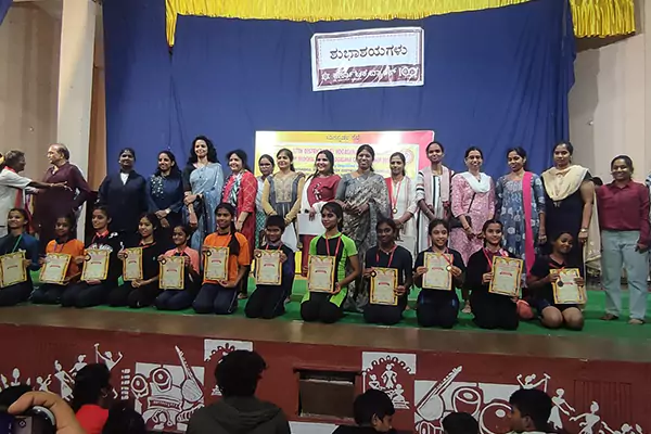 Cambridge curriculum schools near Manikonda